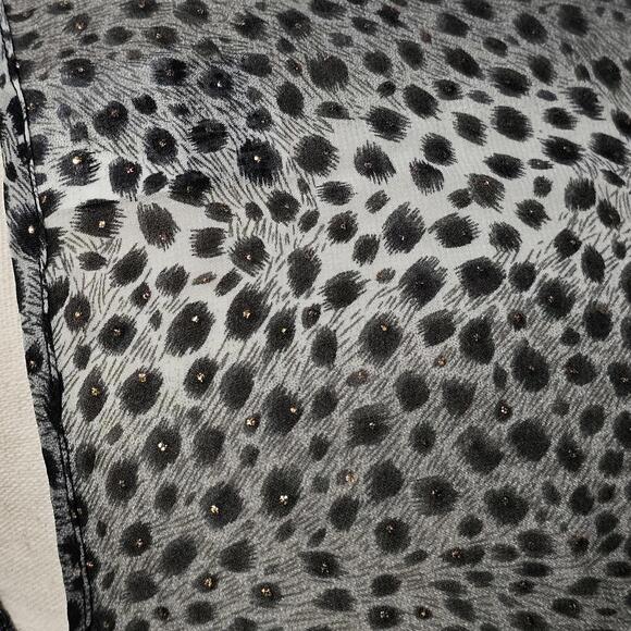 Emme Jordan Beach White Leopard Print Cover Up - Picture 8 of 11